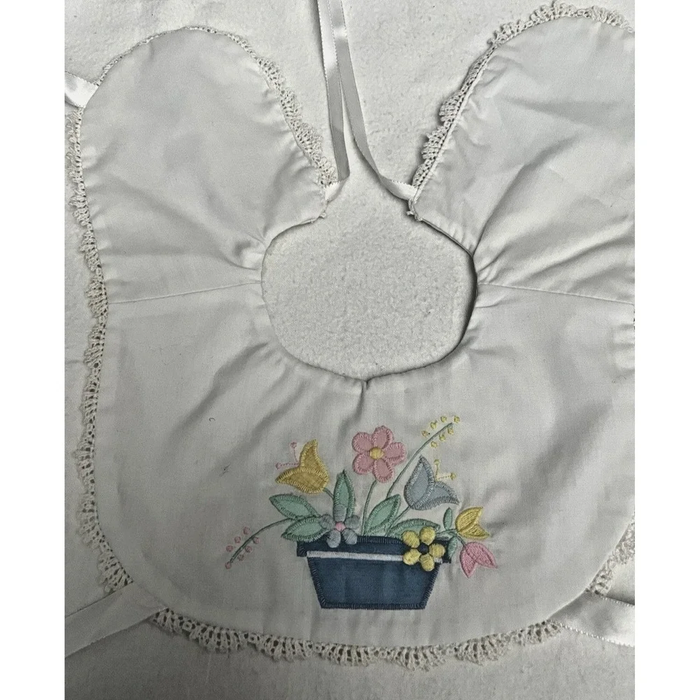 VTG Scalloped Edge Reversible‎ Baby Bib w' Hand Embroidered Bunny Eggs Flowers